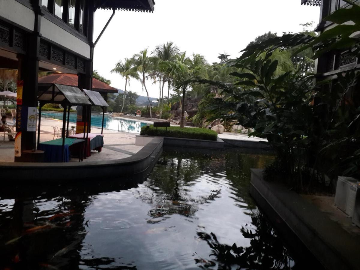 Pulai Spring Resort Kampung Kangkar Pulai Extérieur photo