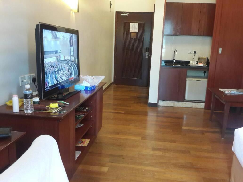 Pulai Spring Resort Kampung Kangkar Pulai Extérieur photo