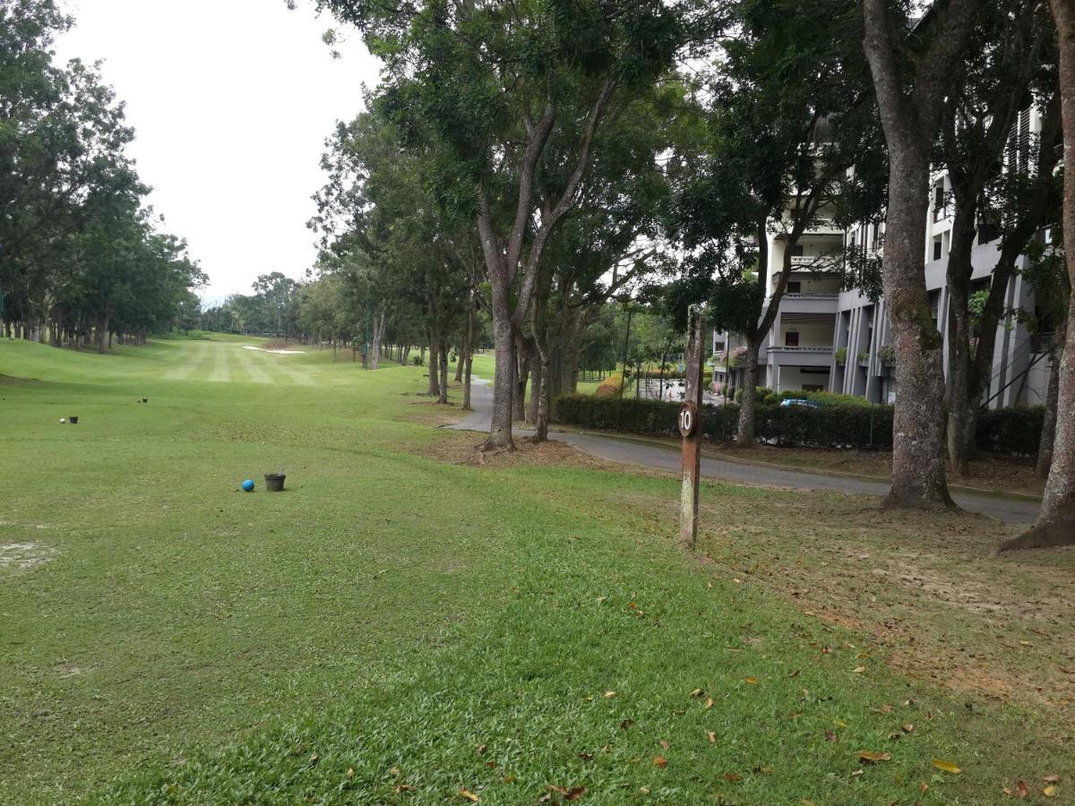Pulai Spring Resort Kampung Kangkar Pulai Extérieur photo